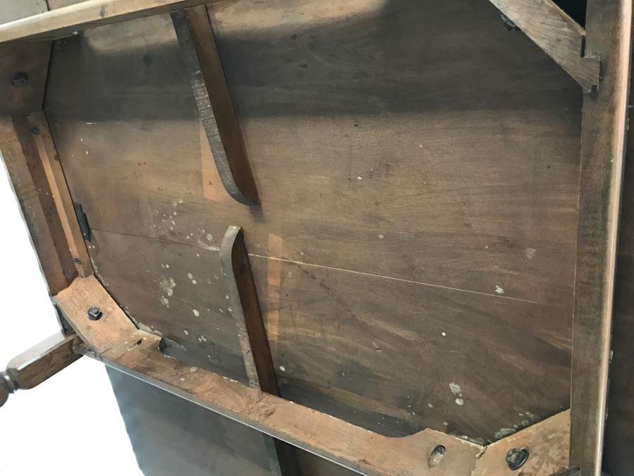 Vintage Wooden Drop Leaf Table With Turned Legs [Photo 11]