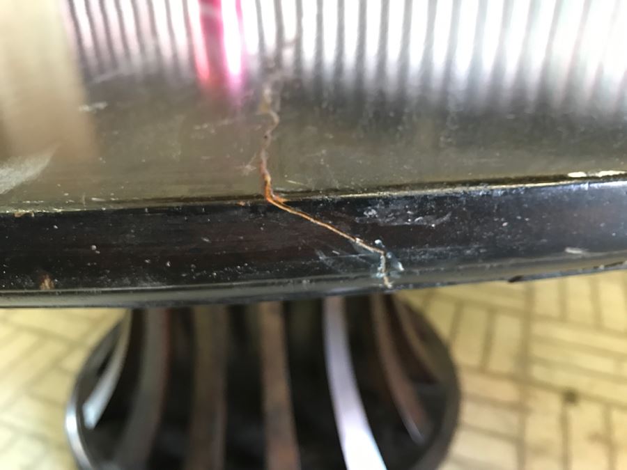 Large Round Contemporary Wooden Table With Tulip Base (Note Table Top Has Crack As Shown In Photos) [Photo 10]