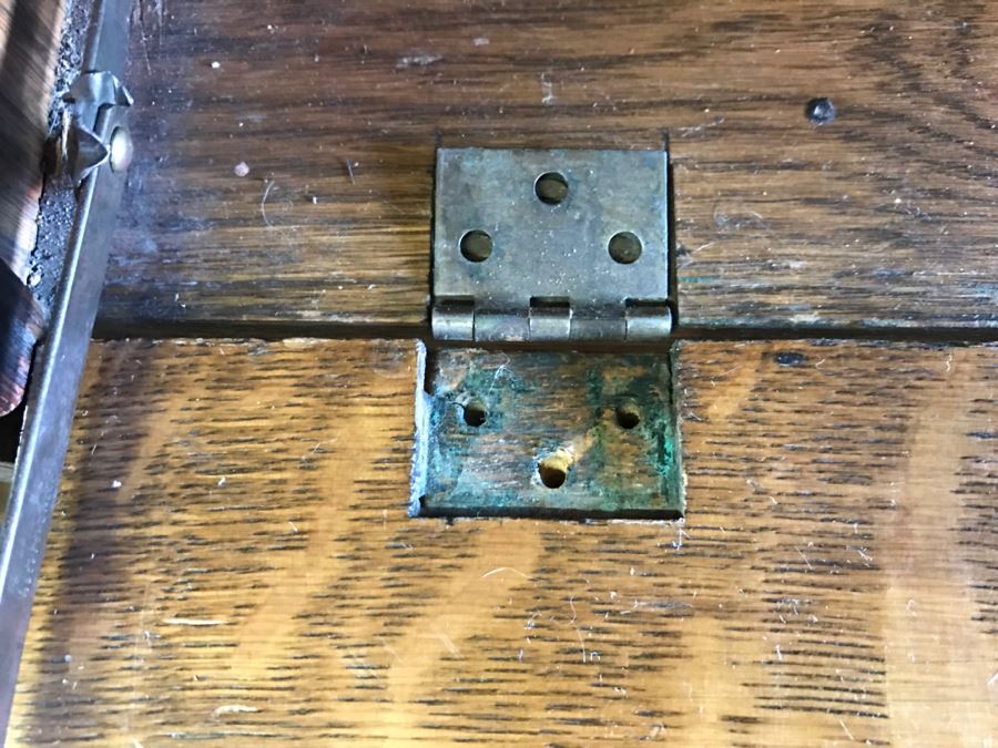 Antique Tiger Oak Secretary Cabinet With Beveled Glass Mirror [Photo 16]