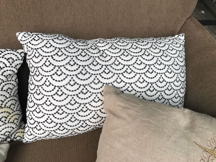 (6) Designer Throw Pillow Lot [Photo 8]