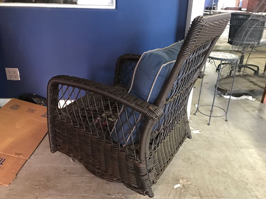Faux Wicker Outdoor Patio Swivel Rocking Chair [Photo 6]