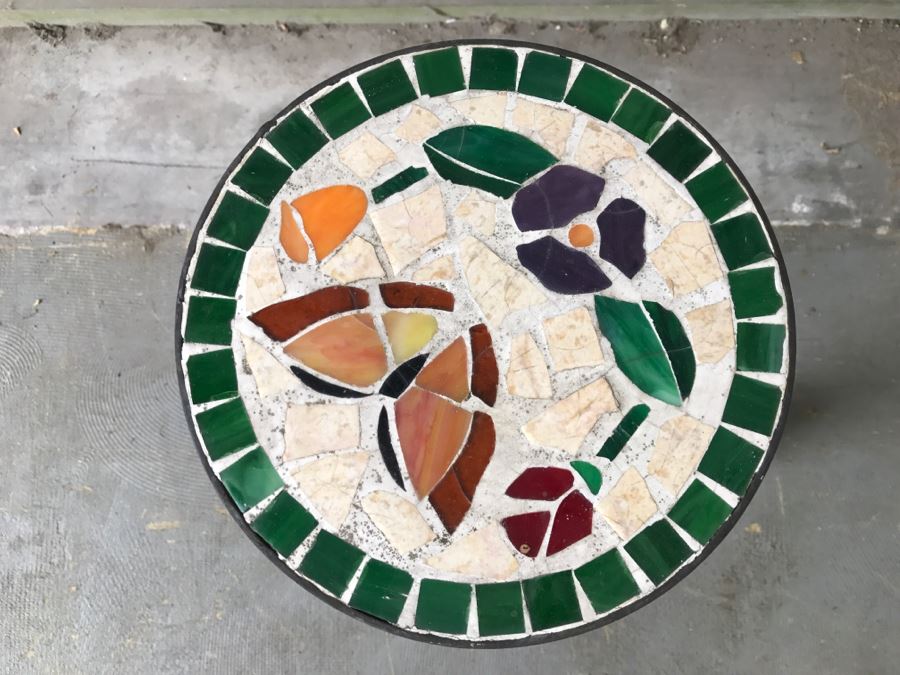 TIle Top Round Metal Table With Butterfly And Floral Motif [Photo 4]