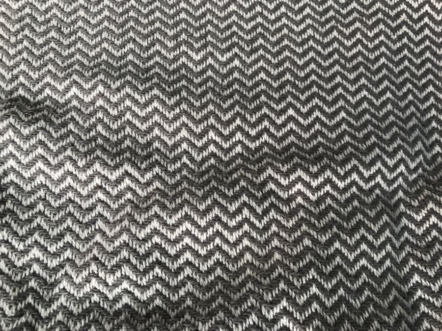 (4) Designer Throw Pillows With Tote Bag And Herringbone Blanket [Photo 10]