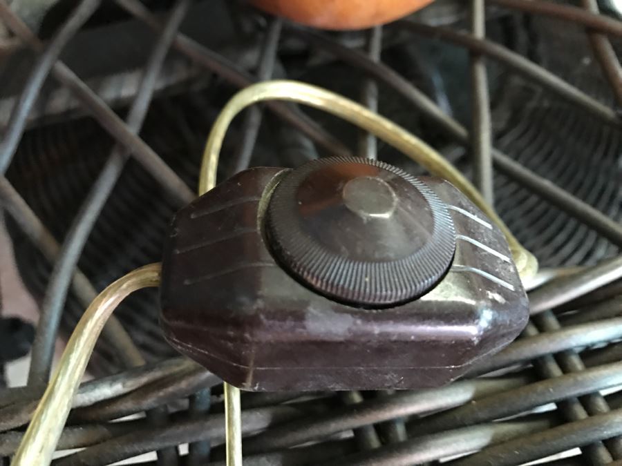 Vintage Wooden 3-Light Hanging Light Fixture [Photo 9]