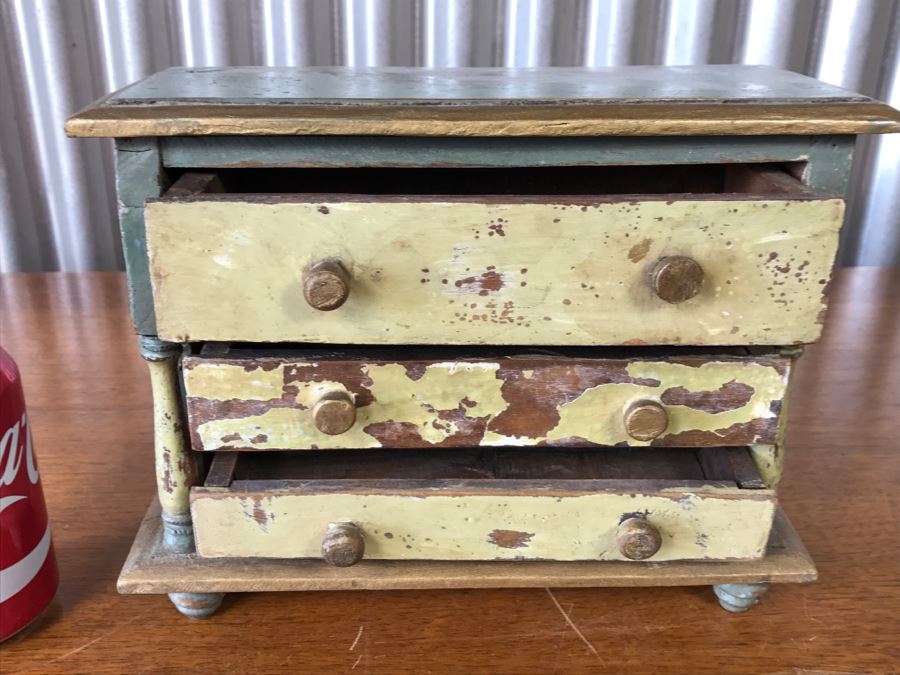 Small Shabby Chic 3-Drawer Box [Photo 3]