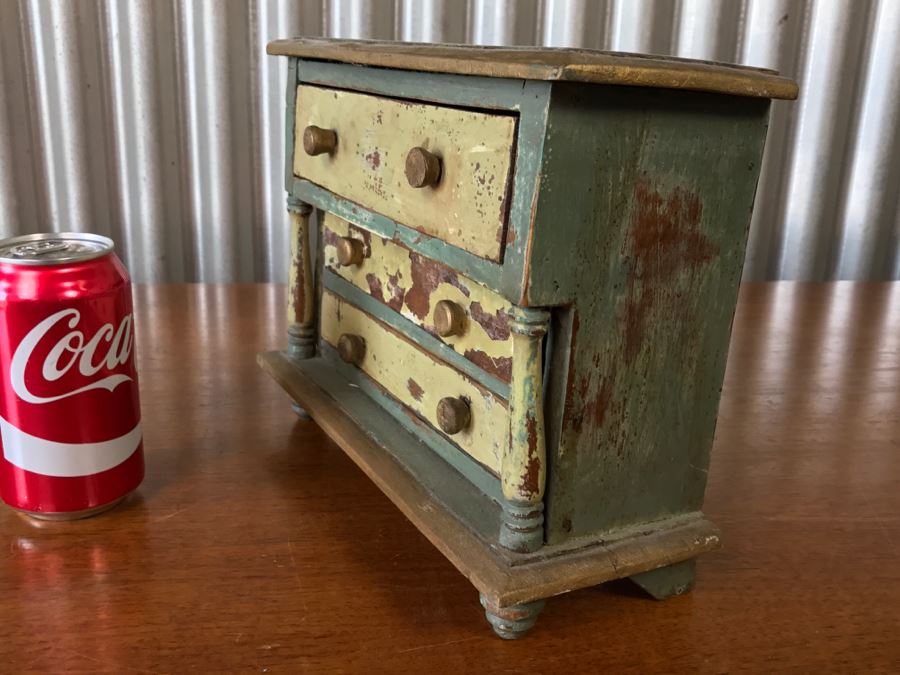 Small Shabby Chic 3-Drawer Box [Photo 6]