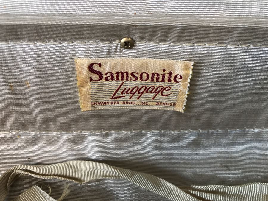 Samsonite Faux Alligator Luggage With Key In Great Condition And Leather Briefcase [Photo 15]