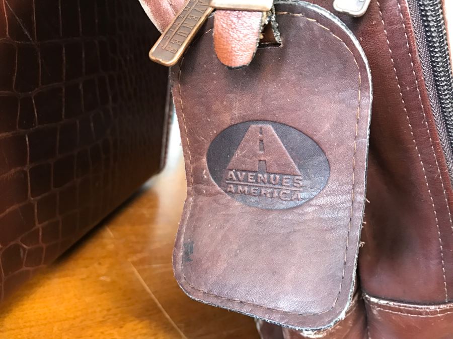 Samsonite Faux Alligator Luggage With Key In Great Condition And Leather Briefcase [Photo 9]