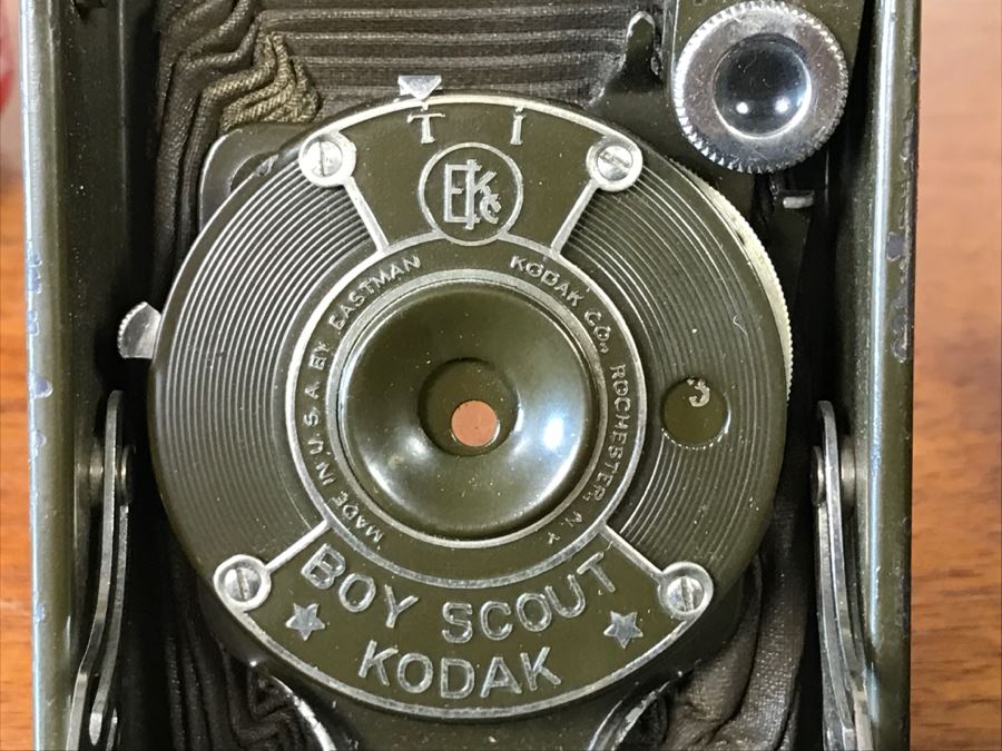 Vintage BOY SCOUT KODAK Bellows Camera In Good Condition Licensed Official Camera Boy Scouts Of America [Photo 4]