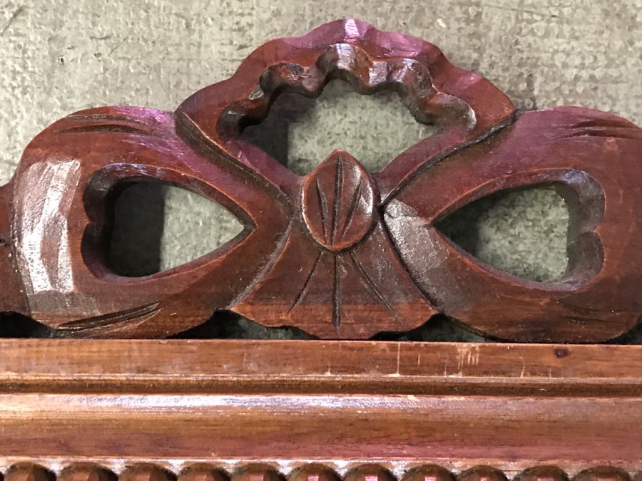 Wooden Wall Mirror [Photo 4]