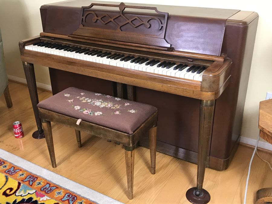 wurlitzer spinet piano bench