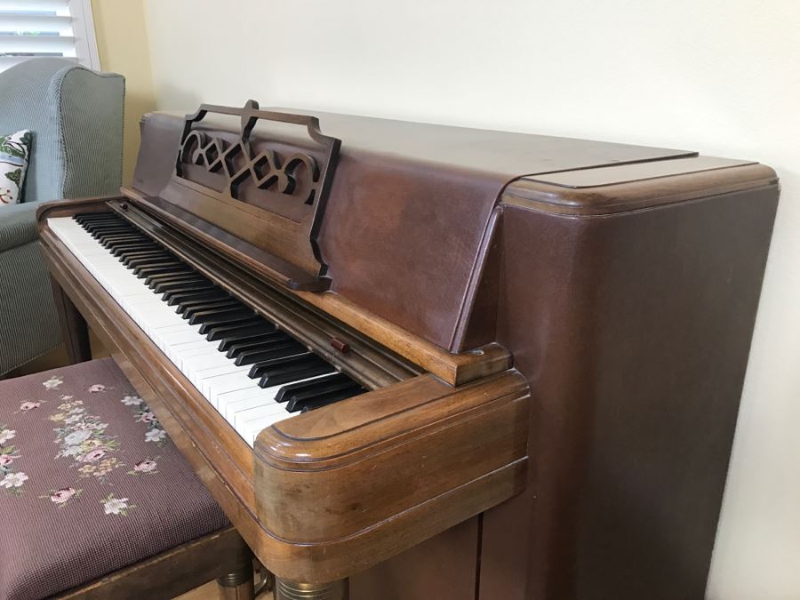wurlitzer spinet piano bench