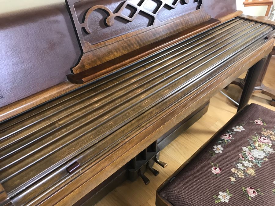WURLITZER KORDEVON Art Deco Upright Spinet Piano S/N 195224 With Matching Needlepoint Piano Bench [Photo 18]