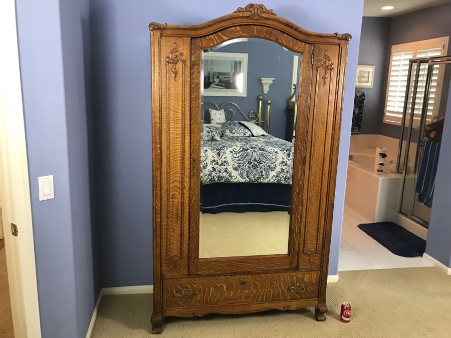 Stunning Antique Tiger Oak Armoire Cabinet With Shelving And Beveled Glass Mirror [Photo 3]