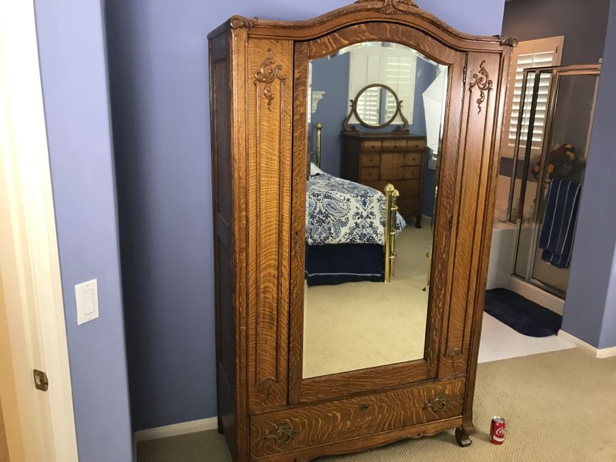 Stunning Antique Tiger Oak Armoire Cabinet With Shelving And Beveled Glass Mirror [Photo 7]