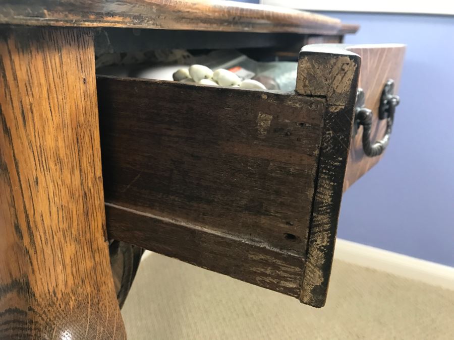 Vintage Tiger Oak Vanity Desk With Beveled Glass Mirror, Queen Anne Legs And Beautiful Wood Carvings [Photo 11]