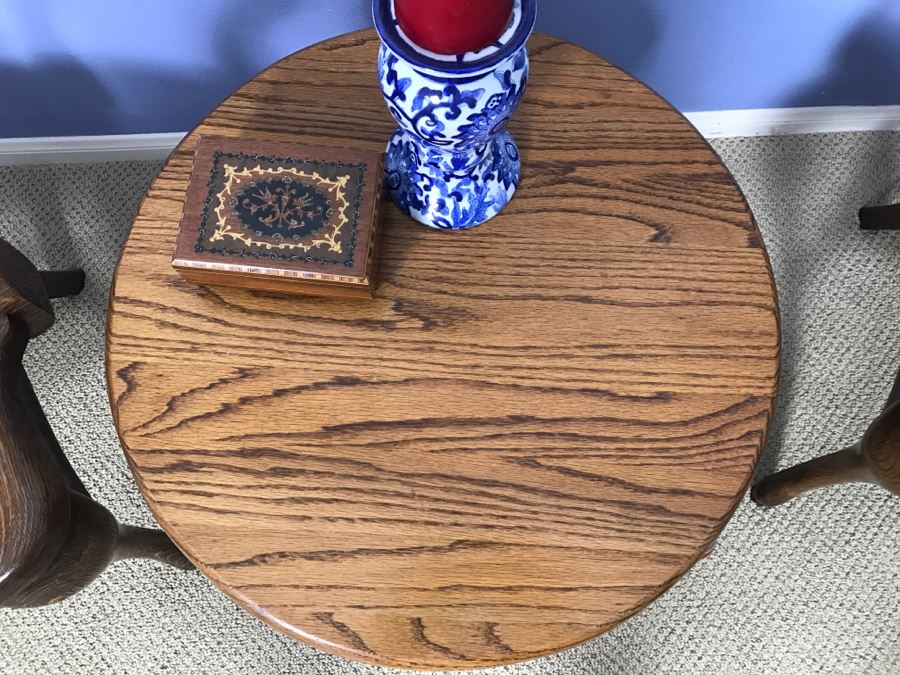 Round Oak Pedestal Side Table [Photo 6]