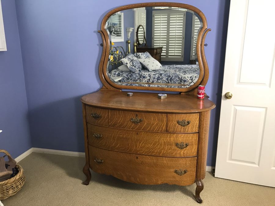 Antique Bow Front Chest Of Drawers Dresser With Beveled Glass Swivel Mirror [Photo 1]