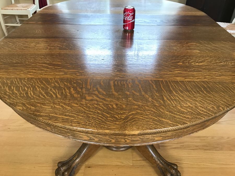 Antique Tiger Oak Dining Table With Claw Feet And Two Leaves [Photo 5]