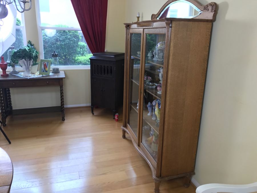Stunning Tiger Oak Glass Front Curio Cabinet With Beveled Glass Mirror And Nice Wood Carvings [Photo 3]