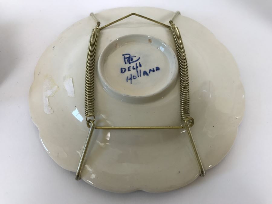 Pair Of Blue Delft Holland Clog Ashtrays And Plate [Photo 8]