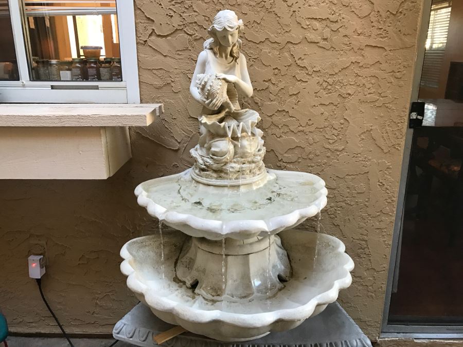 Faux Marble Resin 3-Tier Outdoor Garden Water Fountain Lady Pouring Water Shell Motif [Photo 1]