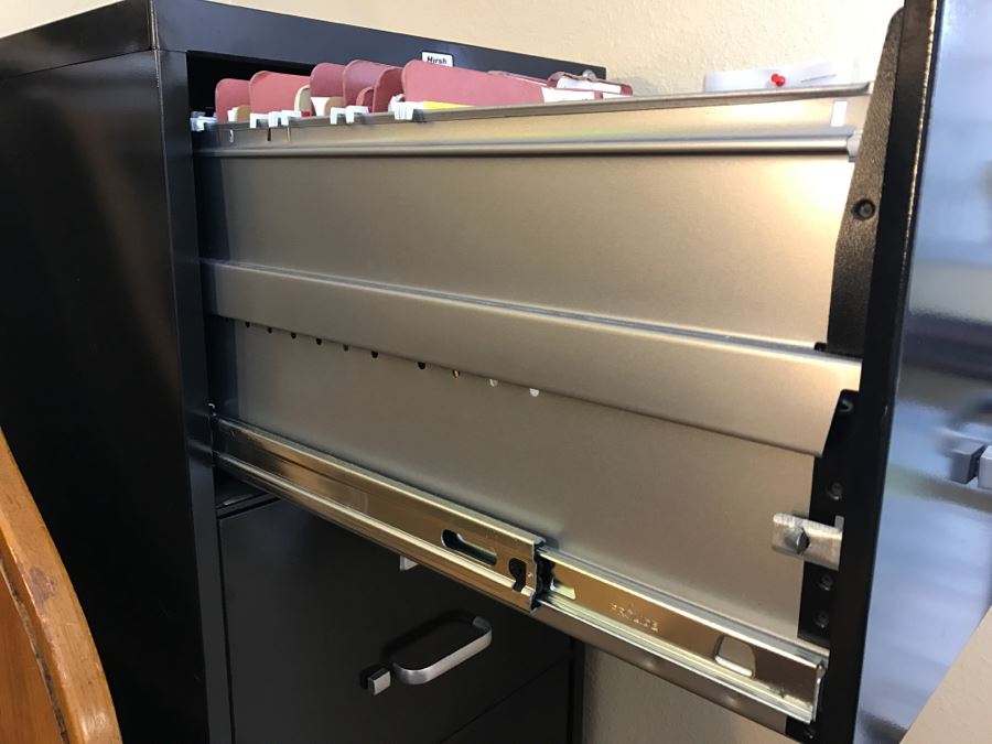 Hirsh Black 4-Drawer Vertical Metal Lockable Filing Cabinet With Keys [Photo 4]