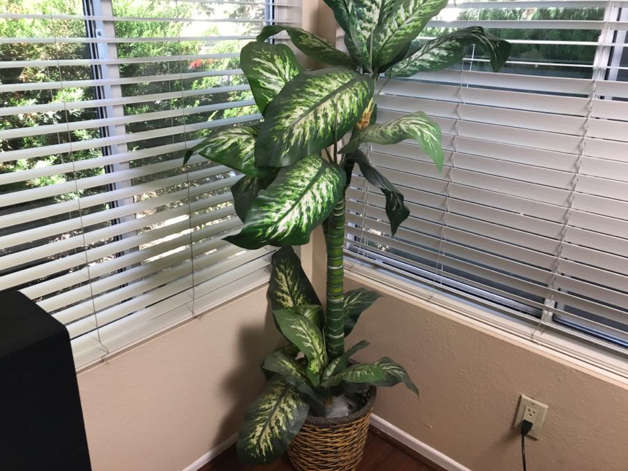 Artificial Plant Apx 59' Tall [Photo 4]