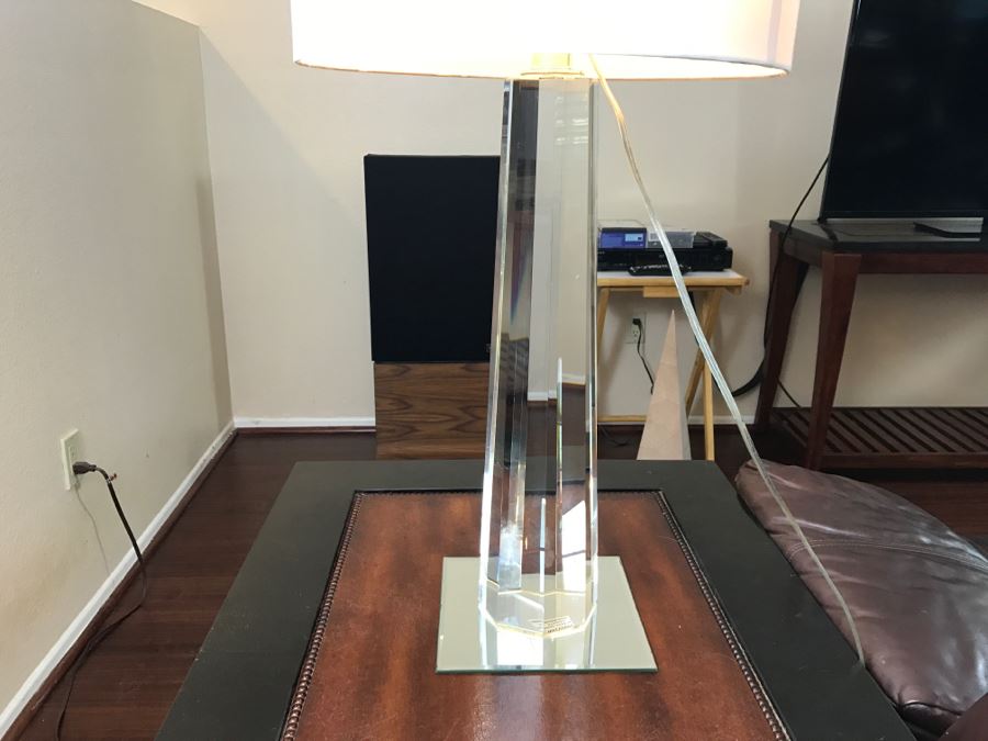 Pair Of Contemporary [Correction] Heavy Glass Lamps (Note One Shade Is Damaged) [Photo 8]