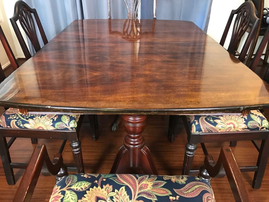 Stunning Mahogany Double Pedestal Dining Table With 6 Dining Chairs (2 Armchairs) [Photo 6]