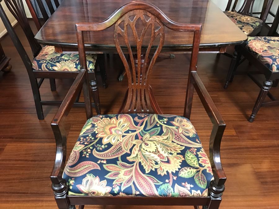 Stunning Mahogany Double Pedestal Dining Table With 6 Dining Chairs (2 Armchairs) [Photo 14]