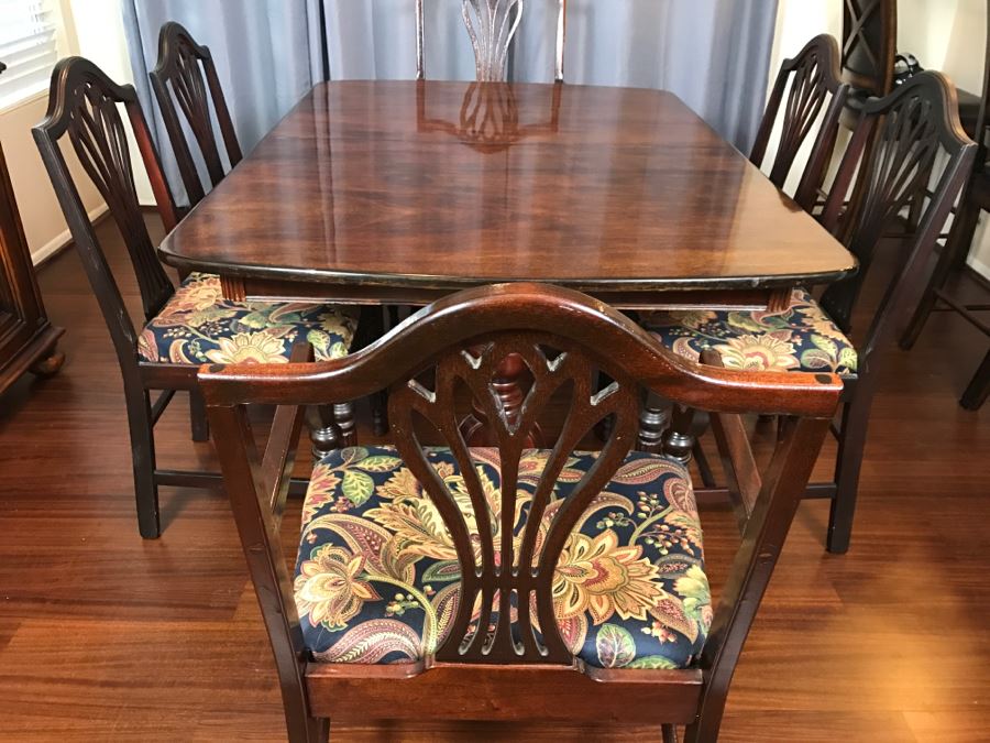 Stunning Mahogany Double Pedestal Dining Table With 6 Dining Chairs (2 ...