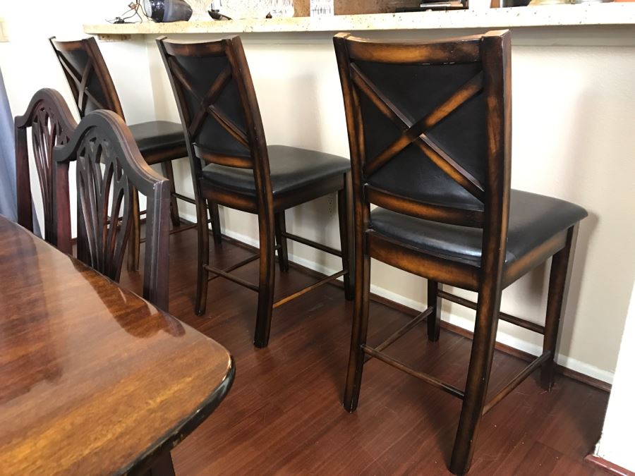 Set Of 3 Counter Height Bar Stools [Photo 1]