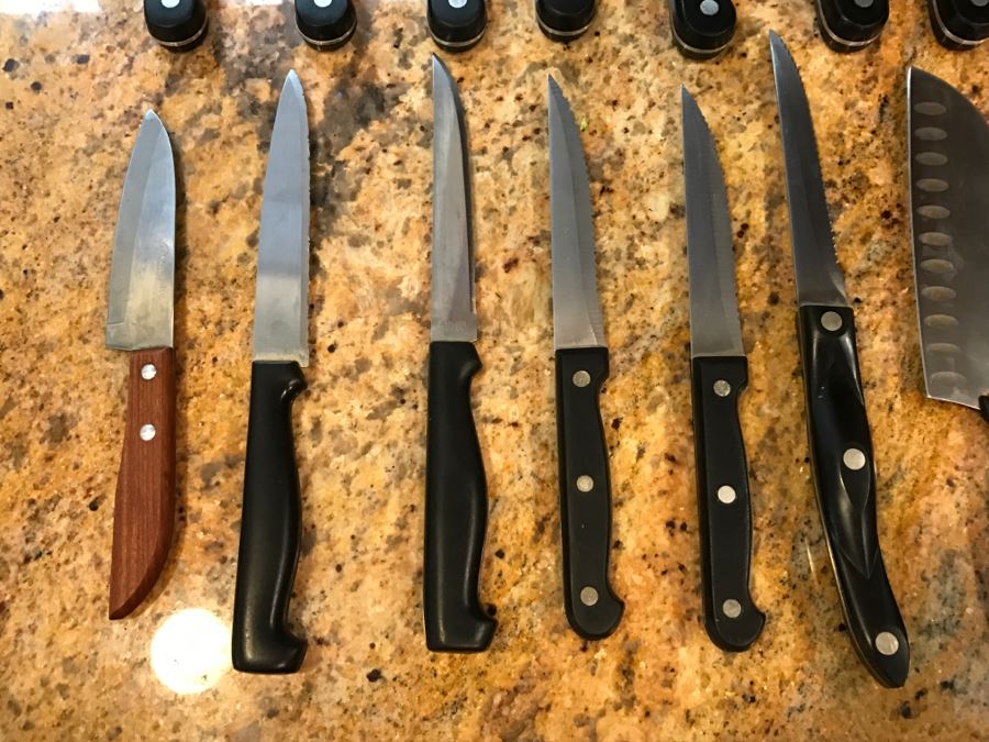 Set Of Various Knives Steak Knives [Photo 6]