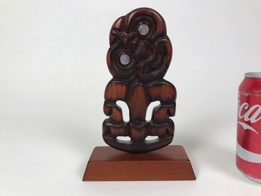 Carved Wooden Sculpture From Rotorua New Zealand With Mother Of Pearl Eyes [Photo 1]