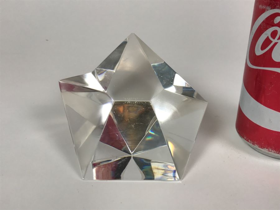 STEUBEN Glass Sculpture Paperweight Etched Signed [Photo 1]
