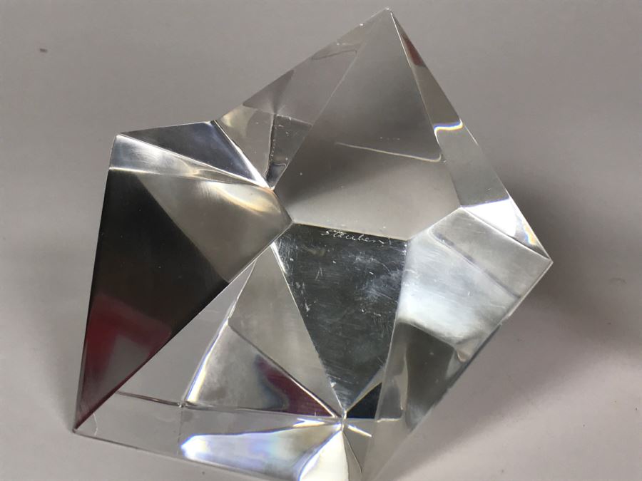 STEUBEN Glass Sculpture Paperweight Etched Signed [Photo 3]