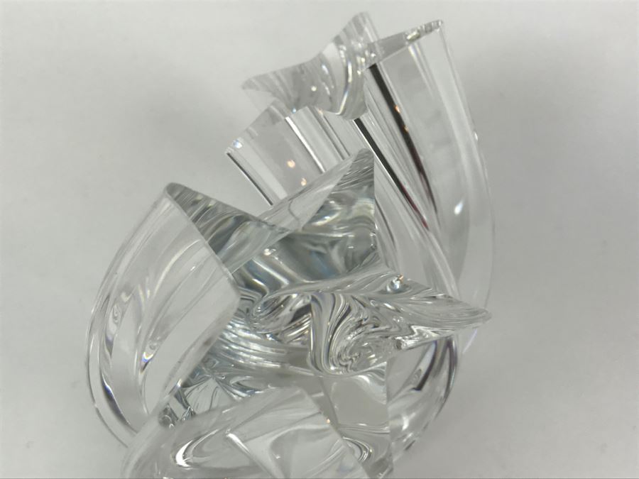 Vintage STEUBEN Crystal 'Star Stream' #8567 By Neil Cohen ~ 5 1/2' x 5' - Slight Chip On Bottom (Not Visible) As Shown In Photos [Photo 17]