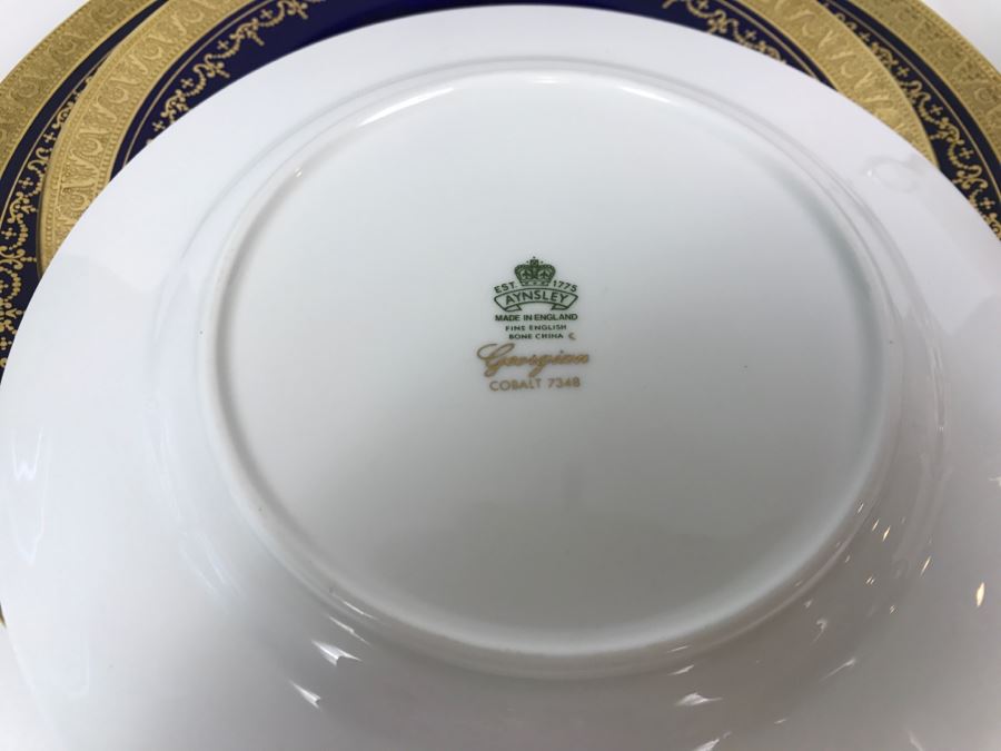 Aynsley Made In England Fine English Bone China Georgian Cobalt 7348 5-Piece China Service For 2 (Missing One Plate) [Photo 9]