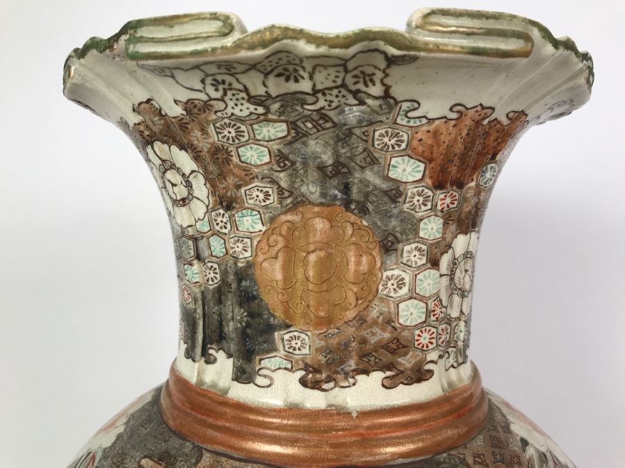 Stunning Large 24' Antique Asian Detailed Hand Painted Vase [Photo 3]