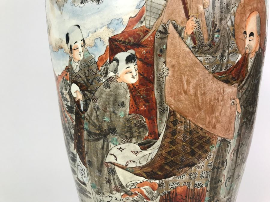 Stunning Large 24' Antique Asian Detailed Hand Painted Vase [Photo 22]