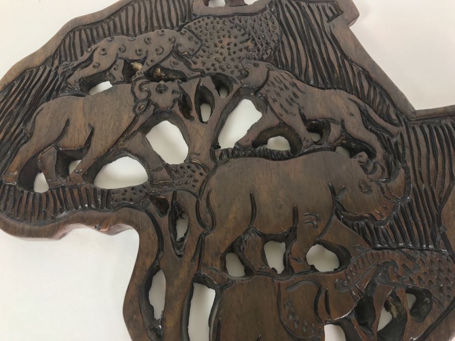 Hand Carved Wooden Map Of Africa With Wild Animal Motif Wall Hanging [Photo 5]