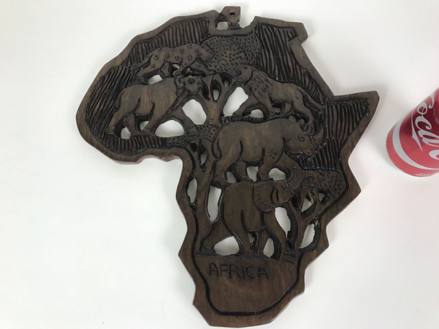 Hand Carved Wooden Map Of Africa With Wild Animal Motif Wall Hanging [Photo 7]