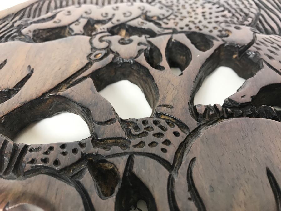 Hand Carved Wooden Map Of Africa With Wild Animal Motif Wall Hanging [Photo 10]