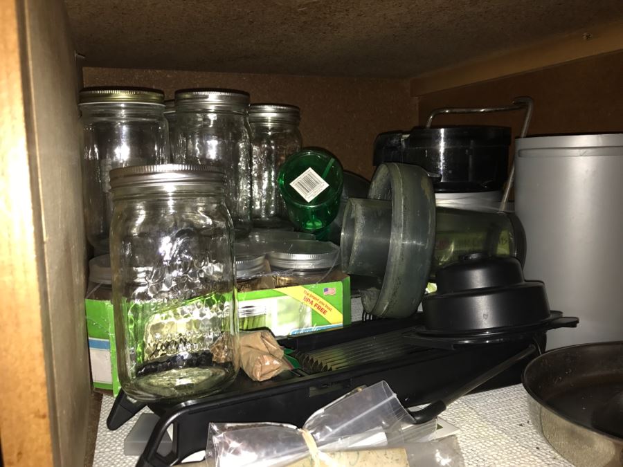 Huge Cabinet Lot Of Appliances, Glass Pyrex Bakeware, SS Teapot, Glass Tumbler Set, Magic Bullet, Mason Jars, Wooden Salad Bowl Set And More (See All Photos) [Photo 14]