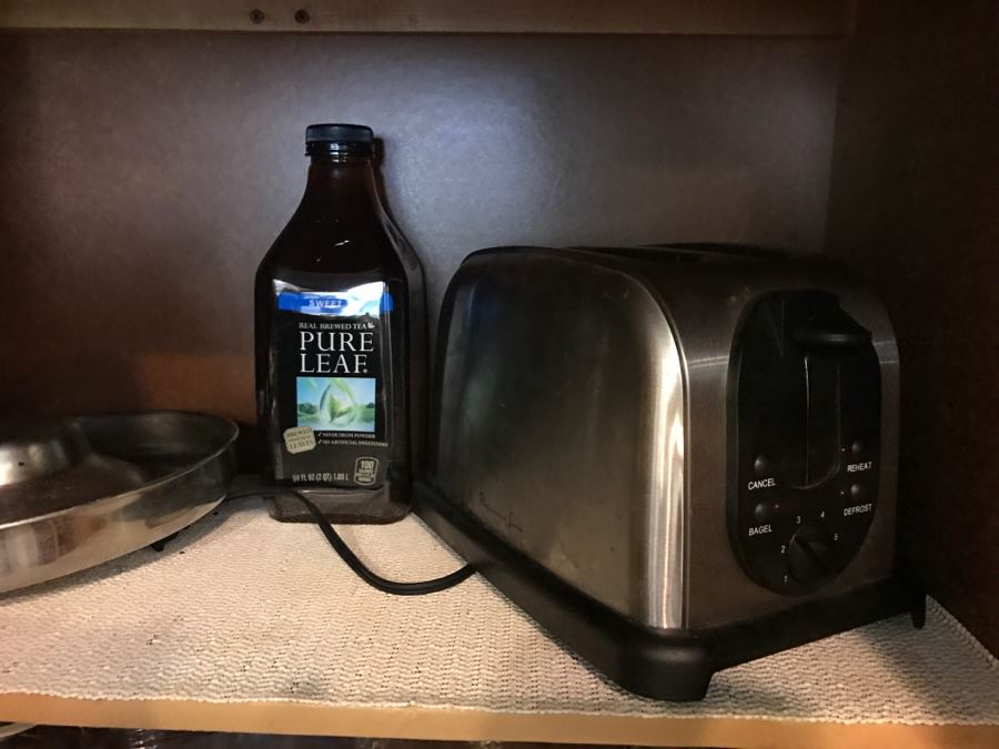 Huge Cabinet Lot Of Appliances, Glass Pyrex Bakeware, SS Teapot, Glass Tumbler Set, Magic Bullet, Mason Jars, Wooden Salad Bowl Set And More (See All Photos) [Photo 12]