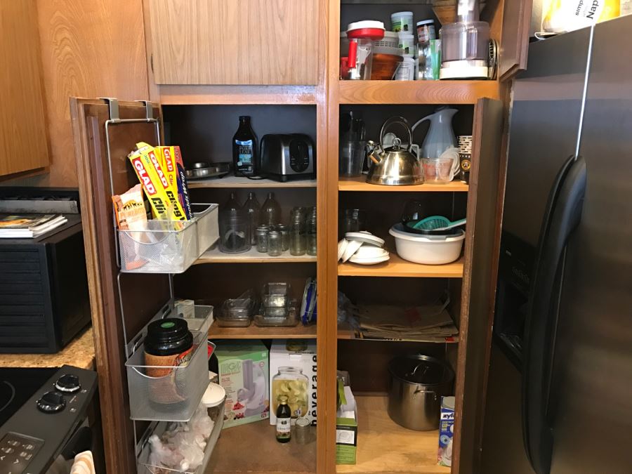 Huge Cabinet Lot Of Appliances, Glass Pyrex Bakeware, SS Teapot, Glass Tumbler Set, Magic Bullet, Mason Jars, Wooden Salad Bowl Set And More (See All Photos)