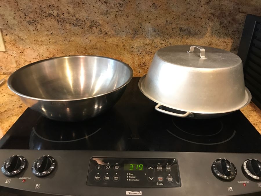 Large Stainless Steel Mixing Salad Bowl And Large Aluminum Pan With Lid [Photo 1]