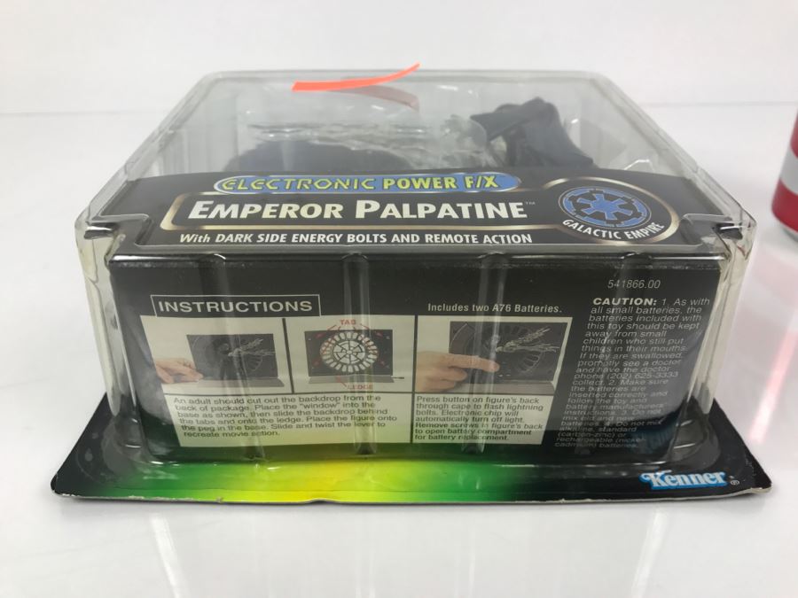 STAR WARS The Power Of The Force Emperor Palpatine Electronic Power F/X Kenner Hasbro 1997 New On Card [Photo 12]