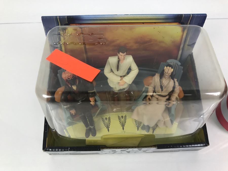STAR WARS The Phantom Menace Jedi High Council - Scene 2 Plo Koon, Obi-Wan Kenobi, Eeth Koth Hasbro 2004 32154  New In Box [Photo 5]